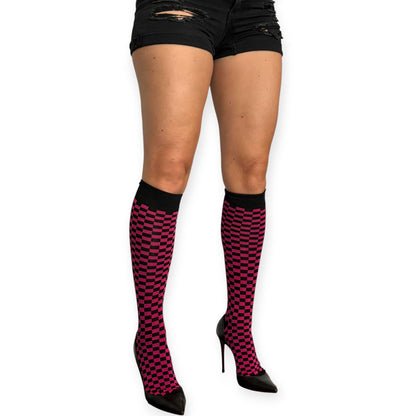Fuchsia and black checkered knee-high socks for women by Malka Chic in a striking graphic pattern.