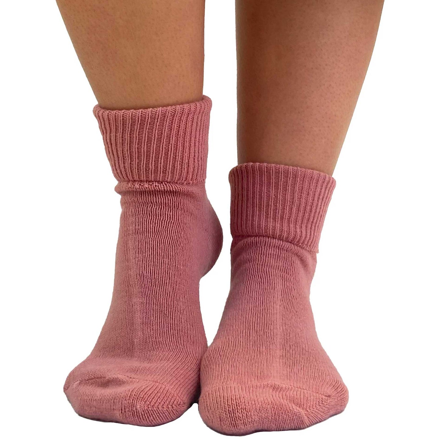 Women's ultra-soft soft pink comfort socks with ribbed cuff for cozy everyday wear