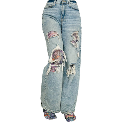 Graffiti print tights by Malka Chic for creative and modern fashion looks 2